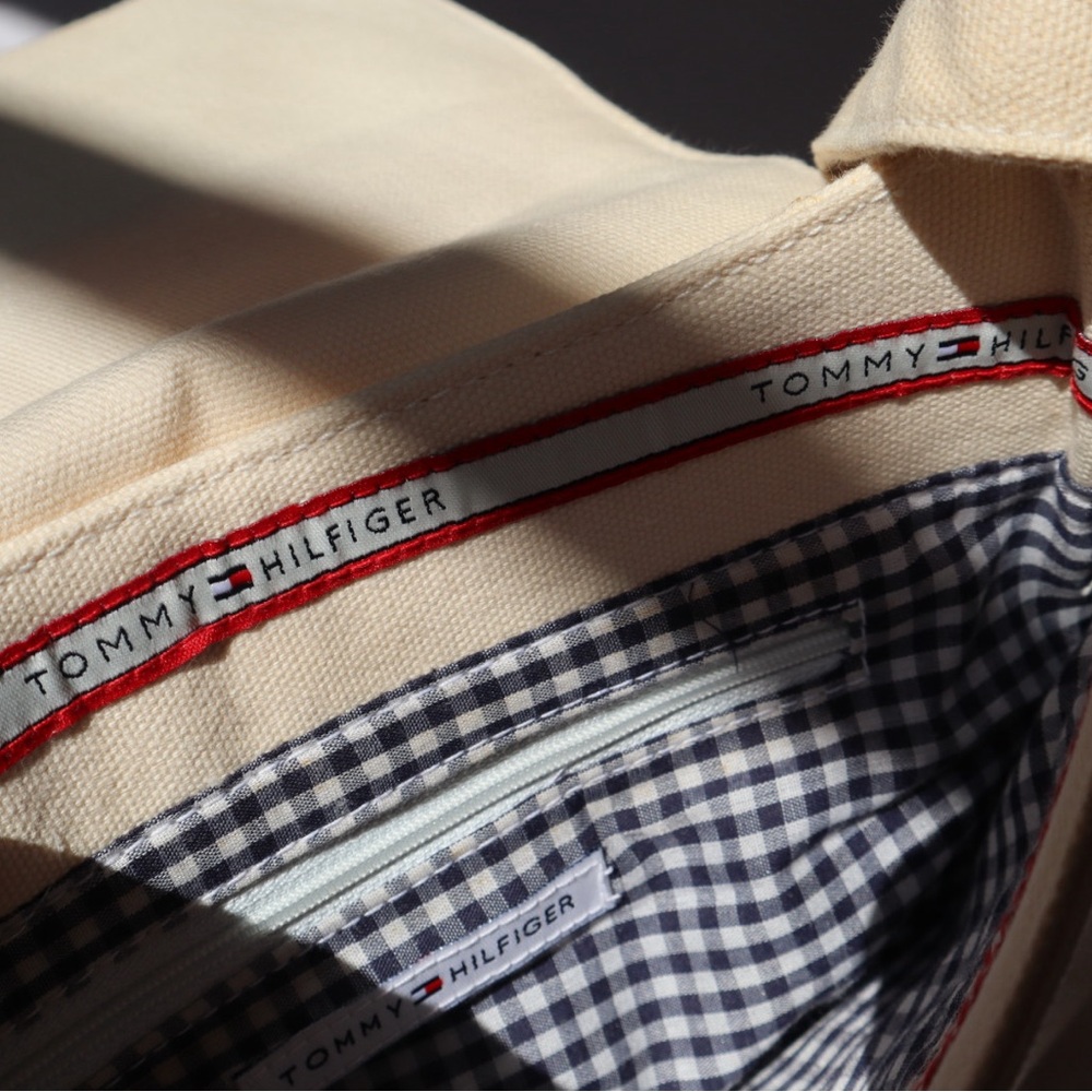 Tommy Hilfiger Beige Messenger Bag - Picture 3 of 4